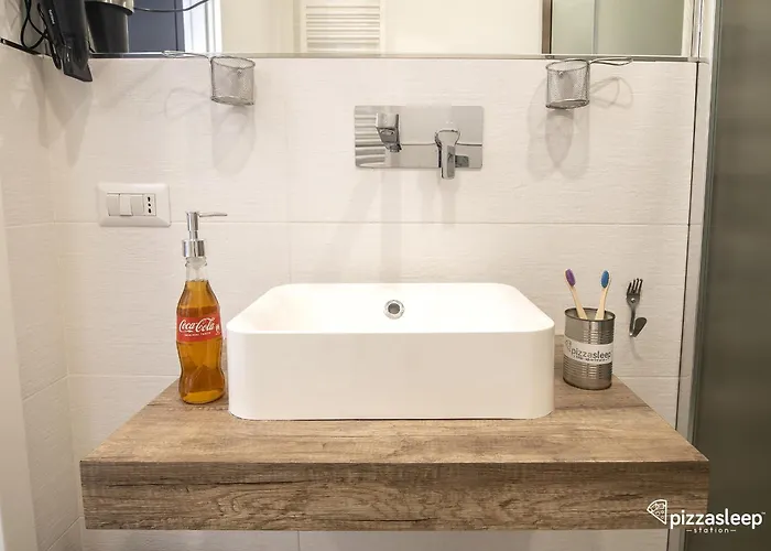 Pizzasleep Station *